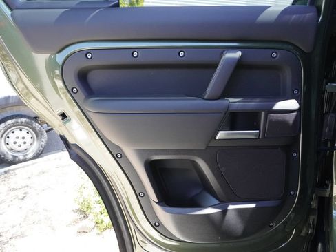 New 2026 Land Rover Defender 110 X-Dynamic SE AWD/4WD image 25