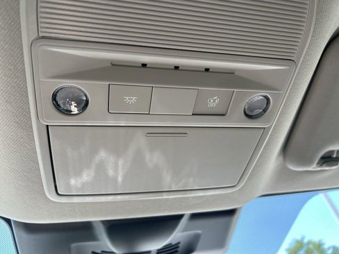 New 2026 Nissan Sentra SV w/ Floor Mat Package FWD image 38