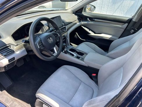 Used 2019 Honda Accord LX image 11