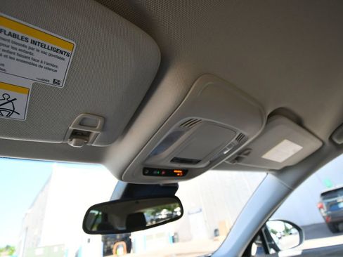 Used 2023 Buick Envision Essence AWD/4WD image 31