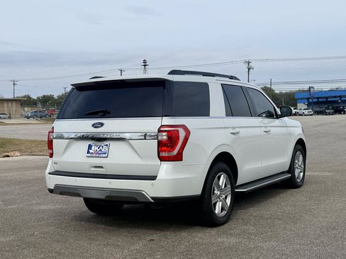 Used 2020 Ford Expedition XLT w/ Equipment Group 202A RWD image 3