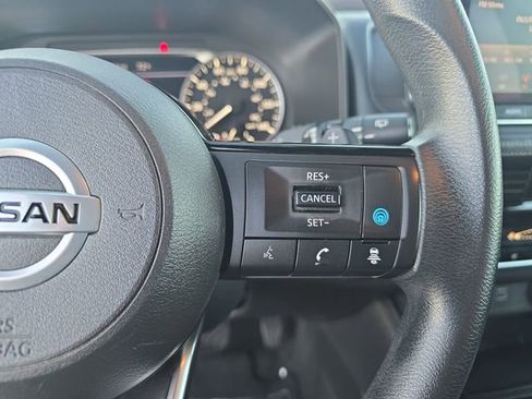 Used 2021 Nissan Rogue SV AWD/4WD image 14