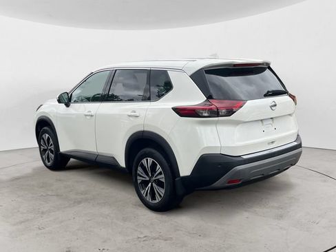 Used 2021 Nissan Rogue SV AWD/4WD image 3
