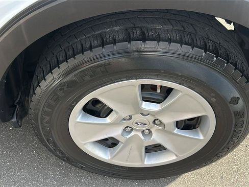 Used 2014 Ford Explorer FWD image 16