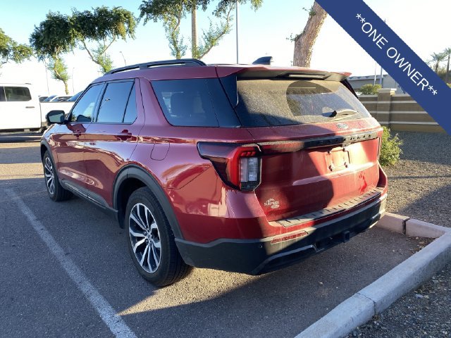Used 2025 Ford Explorer ST-Line RWD image 2