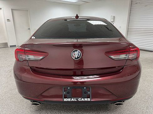 Used 2019 Buick Regal Preferred image 6