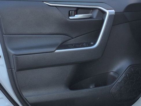 Certified 2024 Toyota RAV4 XLE w/ Convenience Package image 17