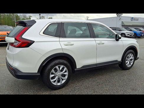 Used 2023 Honda CR-V LX image 8
