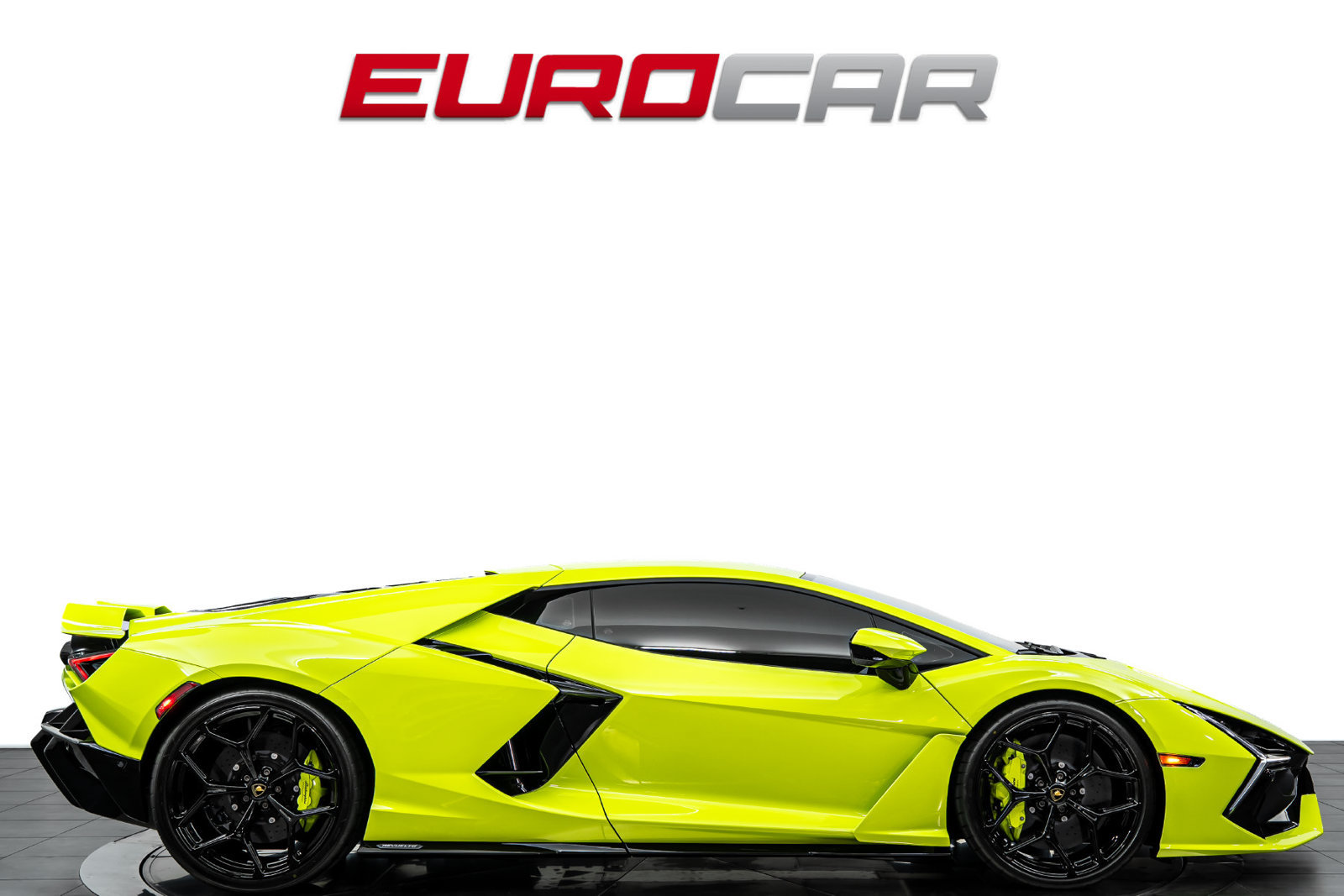 Used 2025 Lamborghini Revuelto AWD/4WD image 6