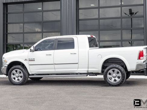 Used 2017 RAM 2500 Laramie AWD/4WD image 5