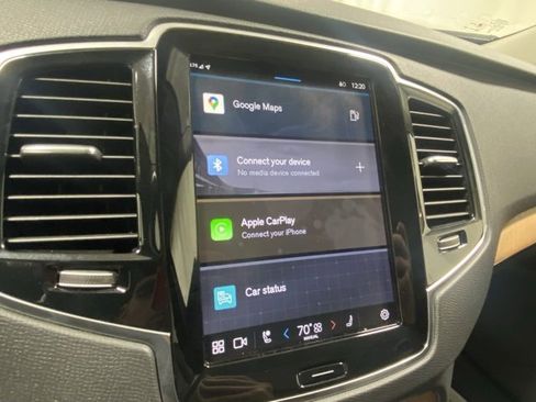 Used 2025 Volvo XC90 B6 Ultra image 17