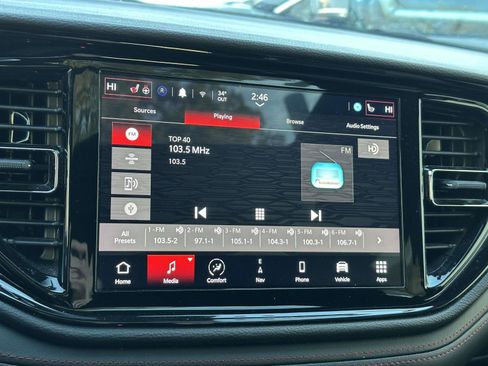 Used 2024 Dodge Durango GT image 37