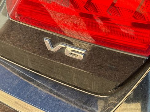 Used 2015 Honda Accord EX-L image 8