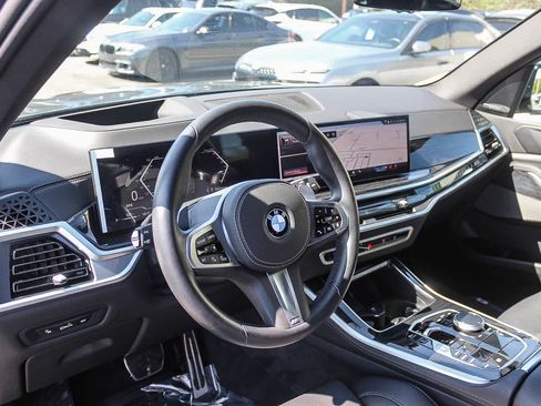 Used 2026 BMW X5 sDrive40i w/ M Sport Package RWD image 17