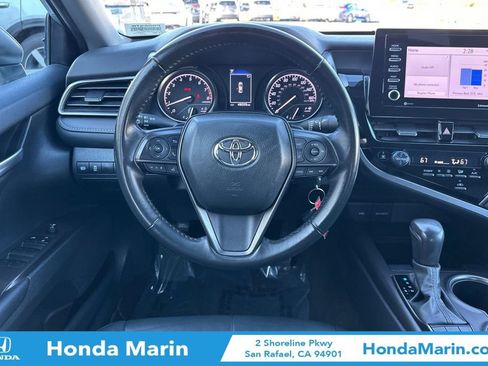 Used 2024 Toyota Camry SE image 17