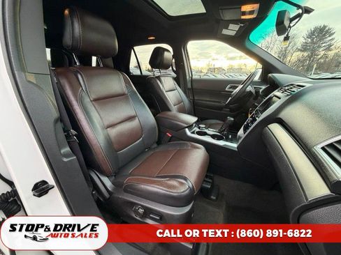 Used 2014 Ford Explorer Sport AWD/4WD image 17