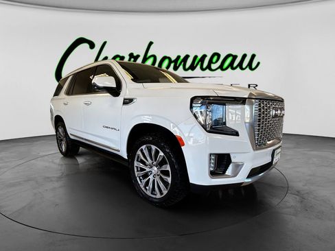 Used 2021 GMC Yukon Denali w/ Denali Premium Package AWD/4WD image 7