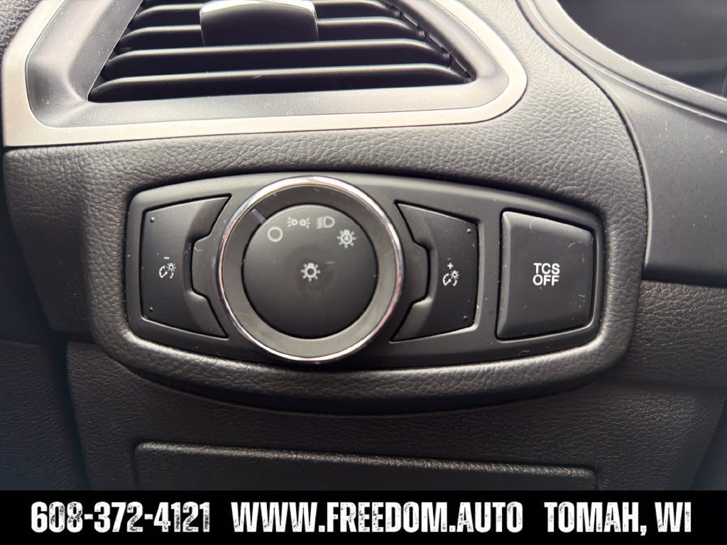 Used 2024 Ford Edge SEL AWD/4WD image 22
