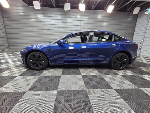 Used 2024 Tesla Model 3 Long Range AWD/4WD image 9
