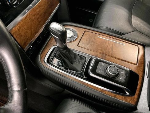 Used 2023 Nissan Armada SL w/ Captain's Chairs Package RWD image 16