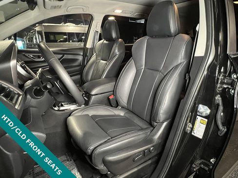Used 2023 Subaru Ascent Limited w/ Technology Package image 3