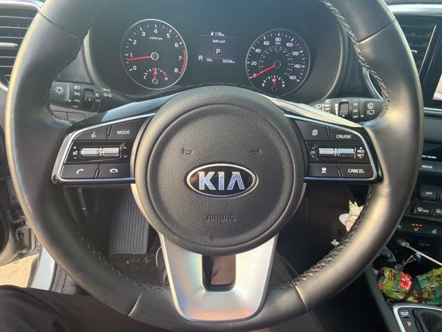 Certified 2022 Kia Sportage EX w/ EX Technology Package FWD image 16