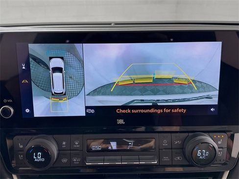 Used 2024 Toyota Grand Highlander XLE image 17