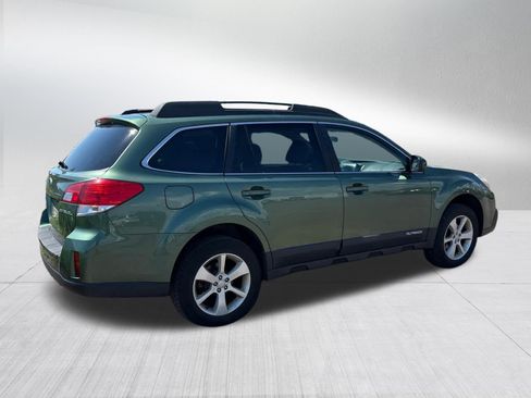 Used 2013 Subaru Outback 2.5i Premium w/ All-Weather Pkg AWD/4WD image 10