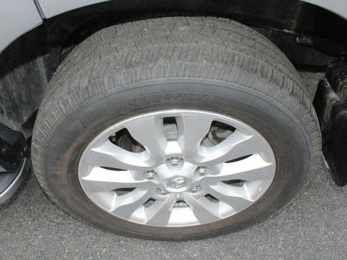 Used 2020 Toyota Sequoia Platinum image 7