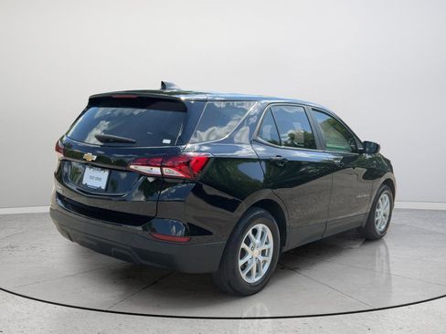 Used 2023 Chevrolet Equinox LS FWD image 7