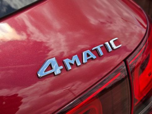 Used 2021 Mercedes-Benz GLA 250 4MATIC w/ Premium Package image 25