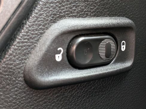 Used 2017 Jeep Wrangler Unlimited Sport w/ Quick Order Package 24S image 22