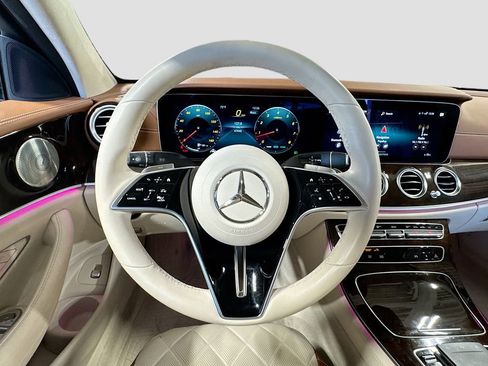 Used 2022 Mercedes-Benz E 450 4MATIC Sedan image 20