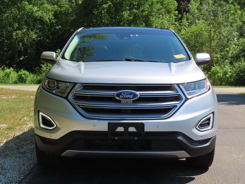 Used 2016 Ford Edge Titanium w/ Equipment Group 302A AWD/4WD image 4