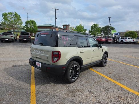 New 2025 Ford Bronco Sport Outer Banks w/ Outer Banks Tech Package+ AWD/4WD image 5