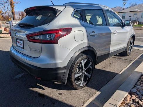 Certified 2022 Nissan Rogue Sport SL w/ Premium Package AWD/4WD image 4