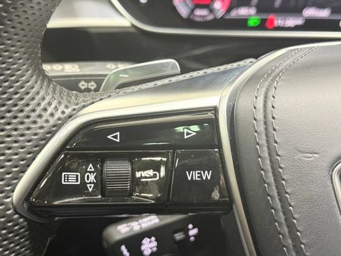Used 2023 Audi S8 AWD/4WD image 22