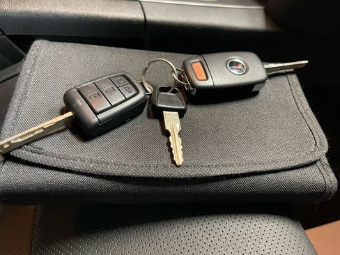 Used 2009 Pontiac G8 GT w/ Premium Package image 43