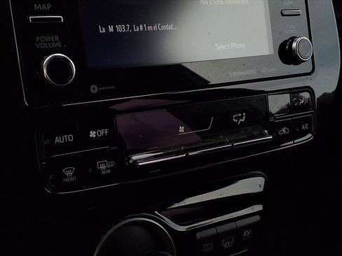 Used 2021 Toyota Prius Prime LE w/ Carpet Mat Package (TMS) image 9