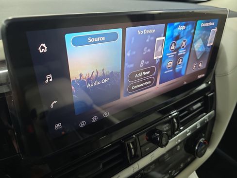 New 2026 Nissan Pathfinder SL w/ Cargo Package AWD/4WD image 22