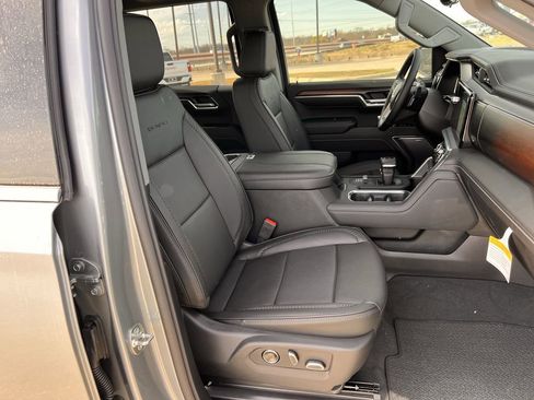 New 2026 GMC Sierra 1500 Denali w/ Denali Reserve Package image 22