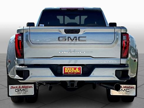 Used 2025 GMC Sierra 3500 Denali Ultimate image 4