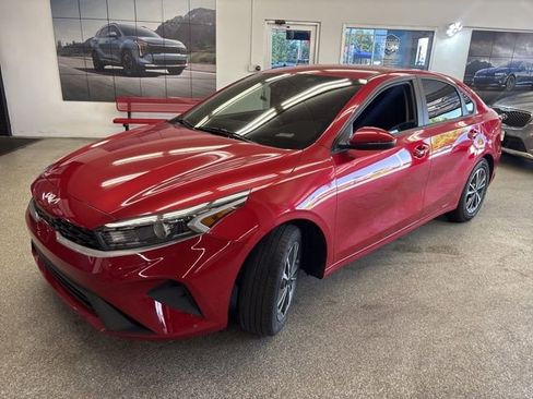 Certified 2023 Kia Forte LXS w/ LXS Technology Package FWD image 1