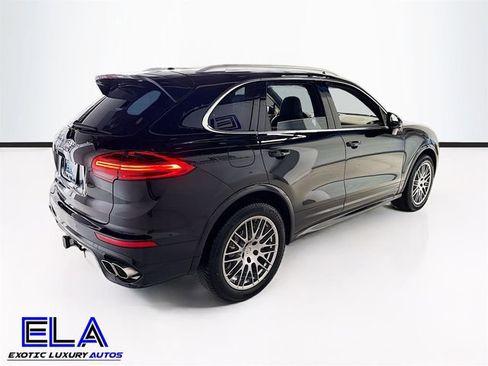 Used 2016 Porsche Cayenne Turbo image 7