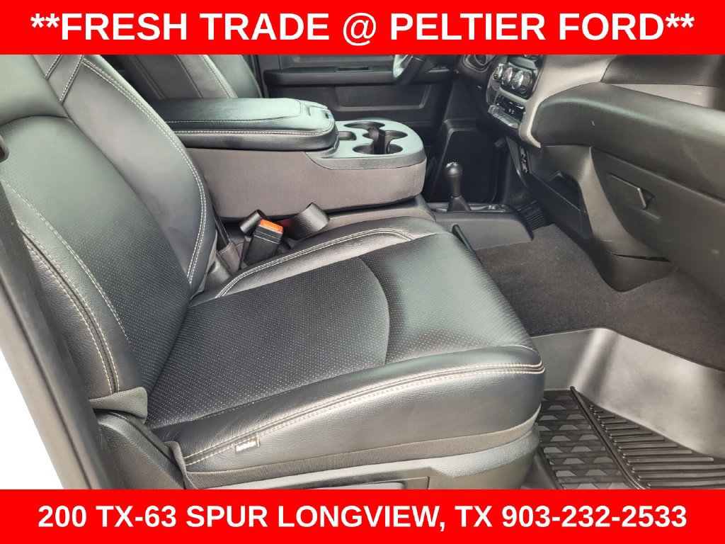 Used 2024 RAM 3500 Tradesman w/ Chrome Appearance Group AWD/4WD image 10