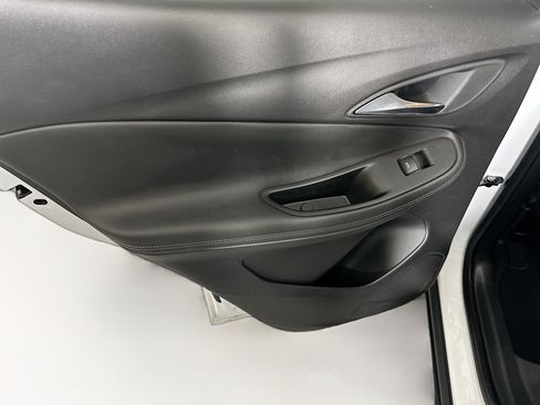 Used 2024 Buick Encore GX Preferred image 25