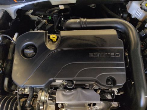 Used 2023 Chevrolet Malibu LS FWD image 30