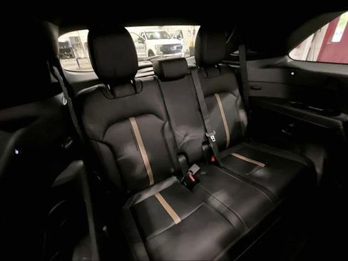 Used 2024 MAZDA CX-90 Plug-In Hybrid w/ Premium Plus AWD/4WD image 28