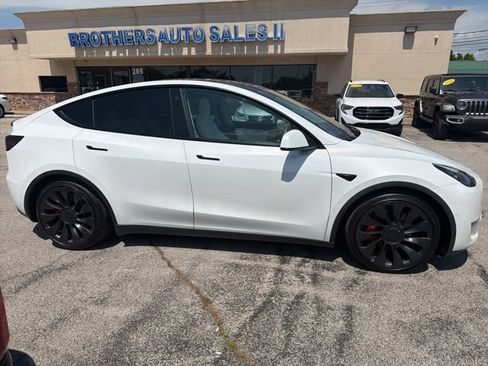Used 2021 Tesla Model Y Performance AWD/4WD image 6