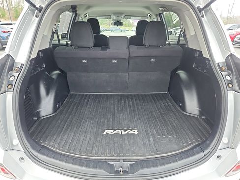 Used 2017 Toyota RAV4 LE image 26